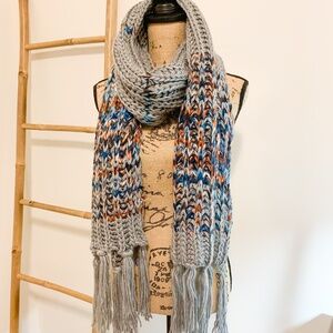 Handmade grey chunky knitted long muffler